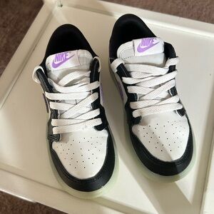 Toddler 9C Nike Black and White Shoes with Purple Highlights
